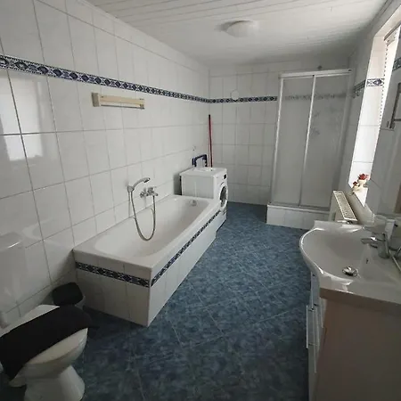 Suite Toni Bernburg Exterior photo